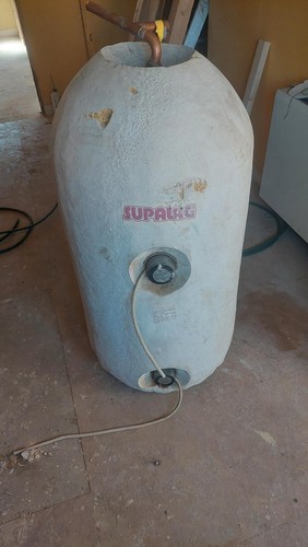 Hot water cylinder - cylinder, 1050