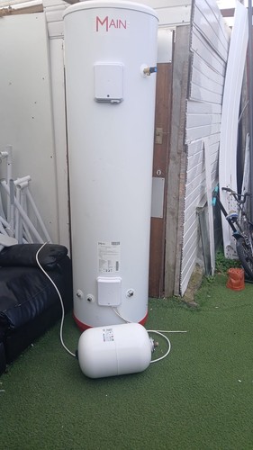 300l main unvented - 300l, indirect